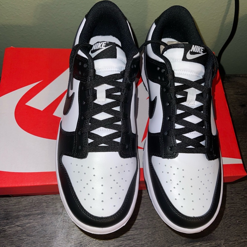 Nike Panda Sneakers